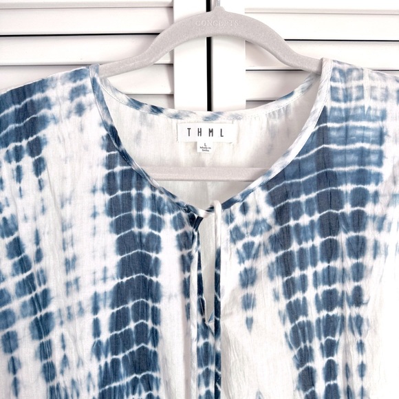 THML Tie Dye Crochet Trim Tunic Top Blue White Festival Boho Size Large - Picture 4 of 7